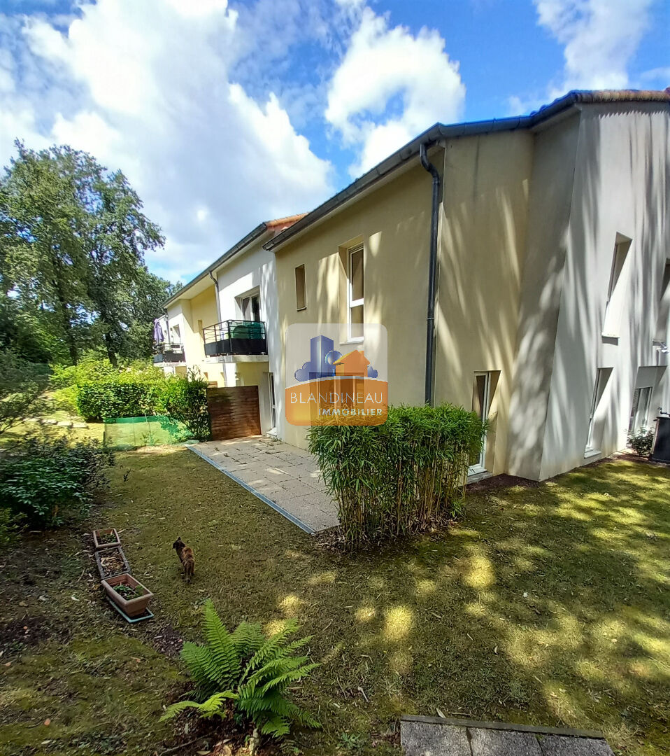 MAISON à BOUGUENAIS