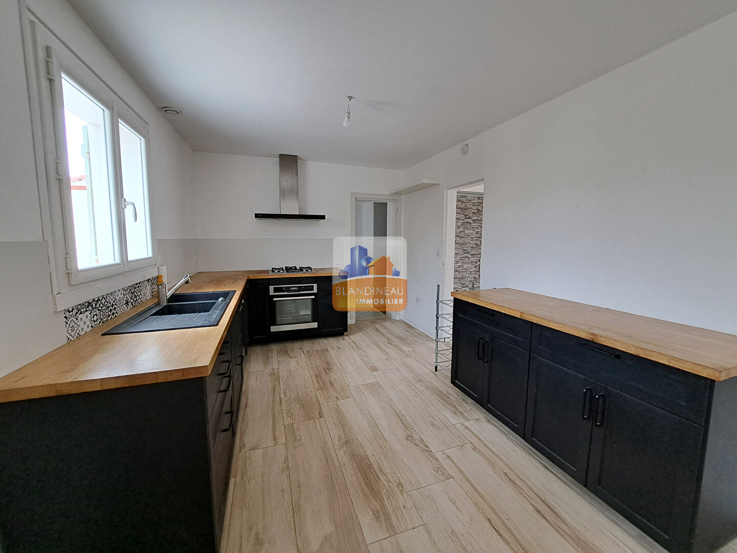 Image MAISON à SAINT LEGER LES VIGNES