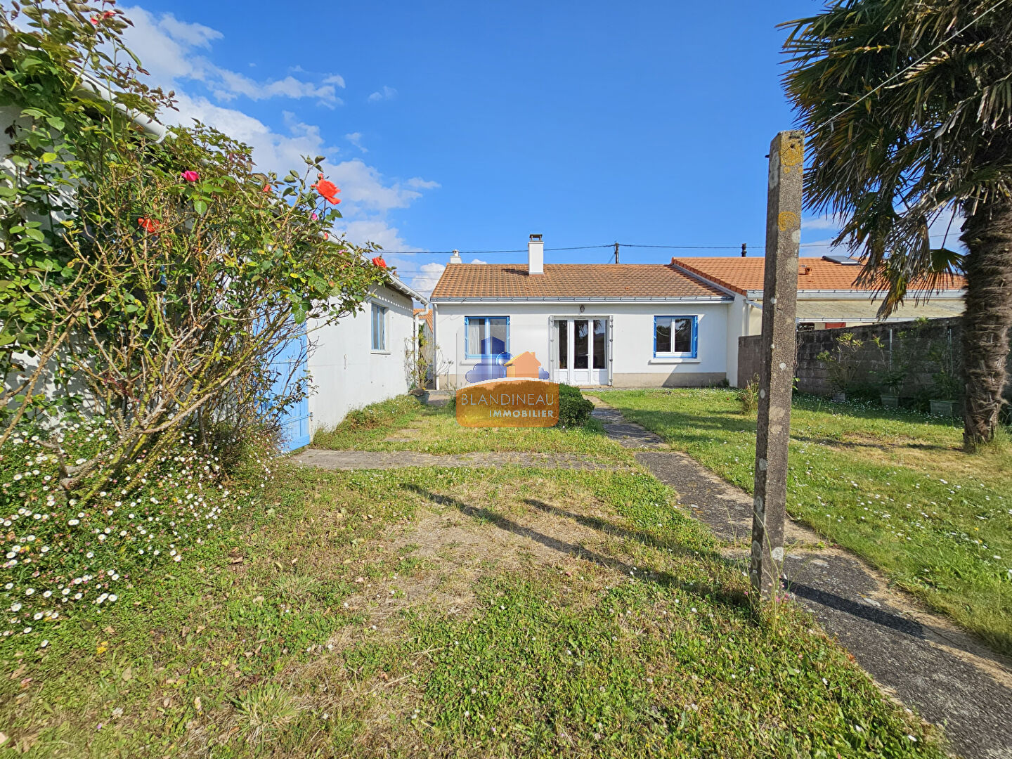 MAISON à BOUGUENAIS