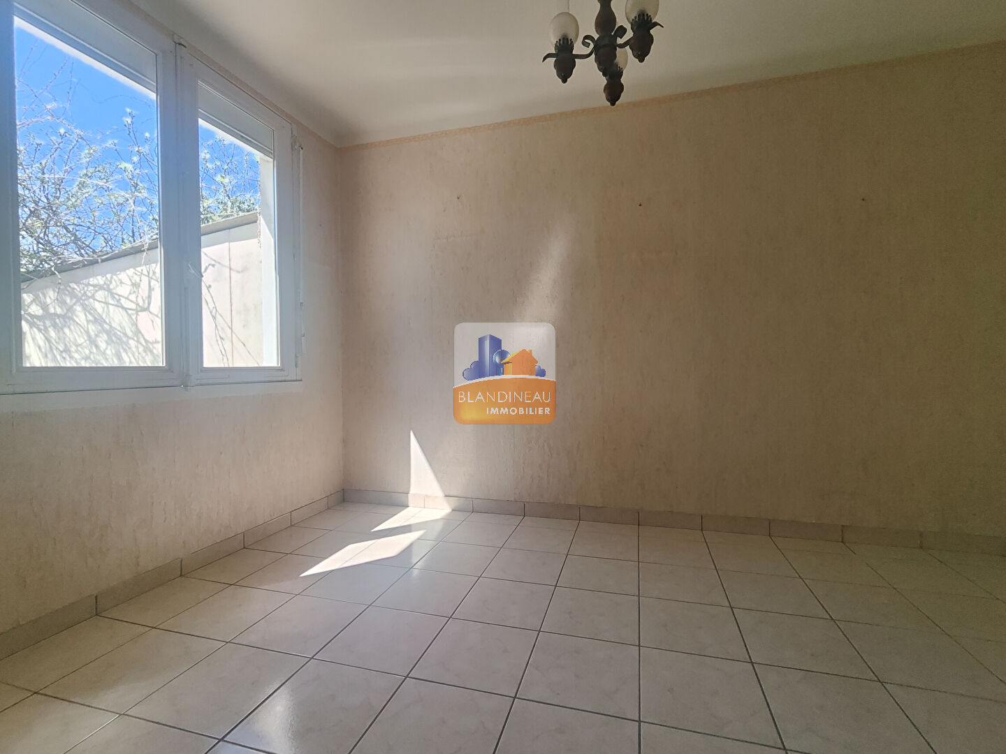 Image MAISON à BOUGUENAIS