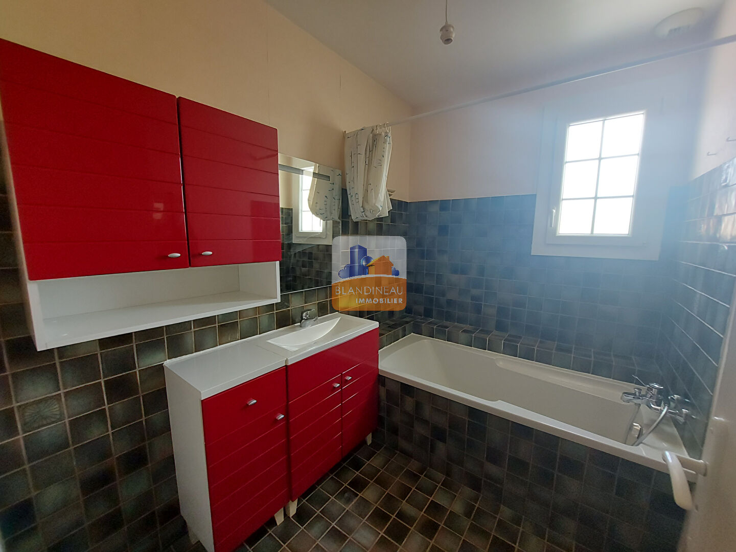 Image MAISON à BOUGUENAIS