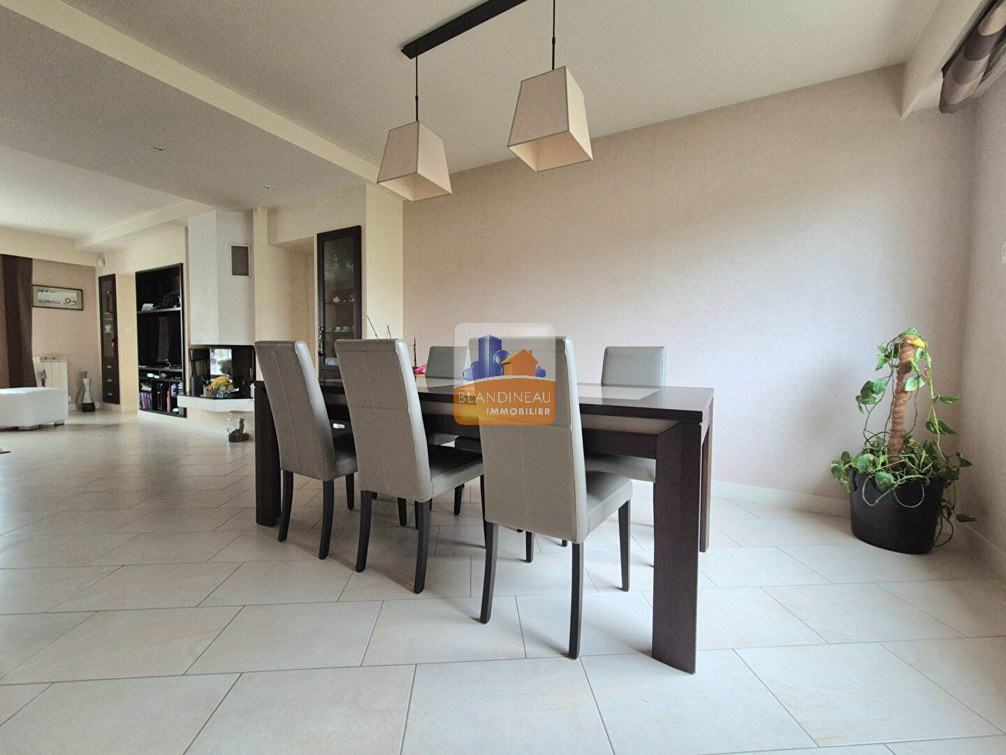 Image MAISON à BOUGUENAIS