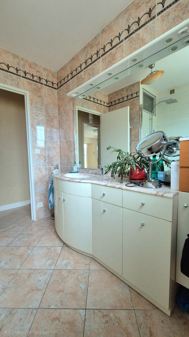 Image MAISON à BOUGUENAIS