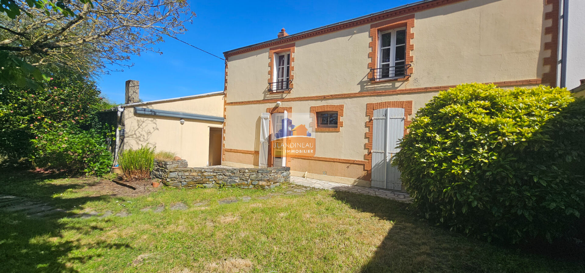 MAISON à BOUGUENAIS