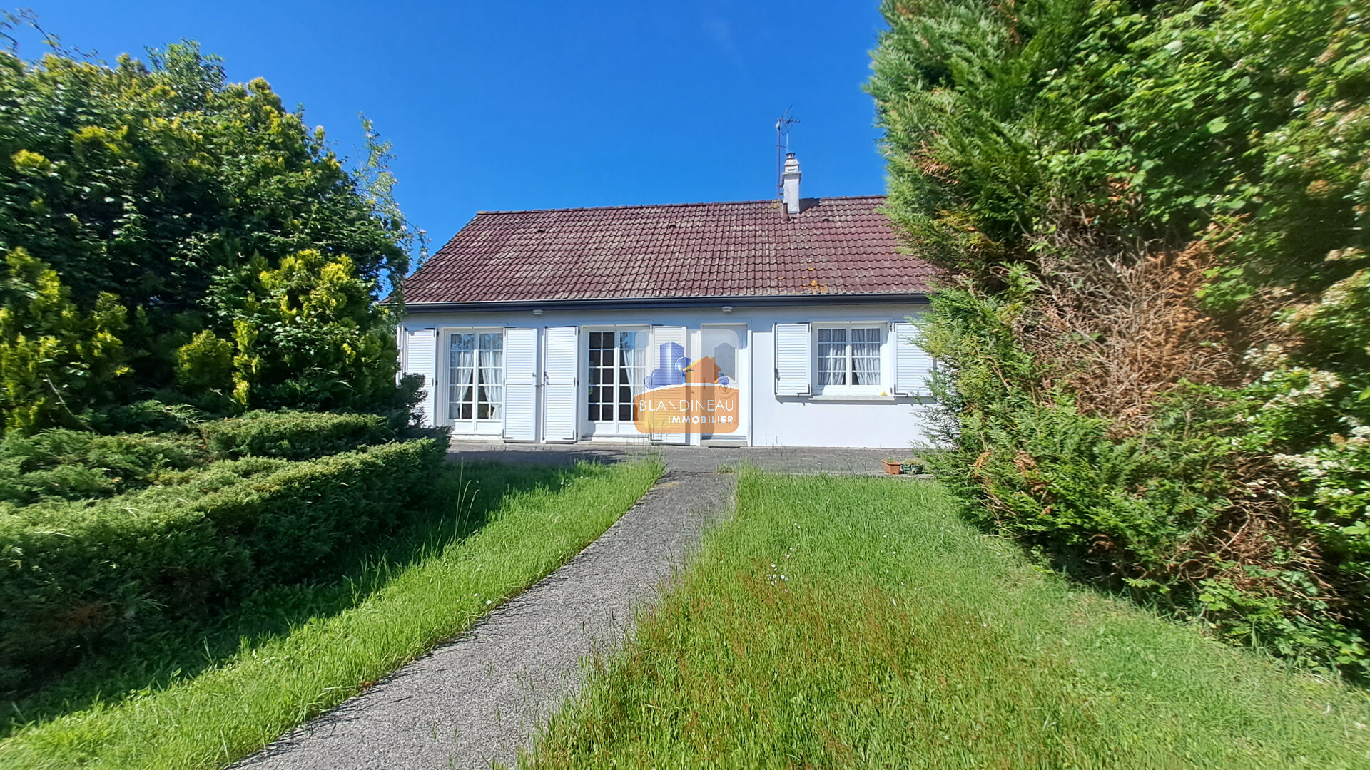 MAISON à ST JEAN DE BOISEAU