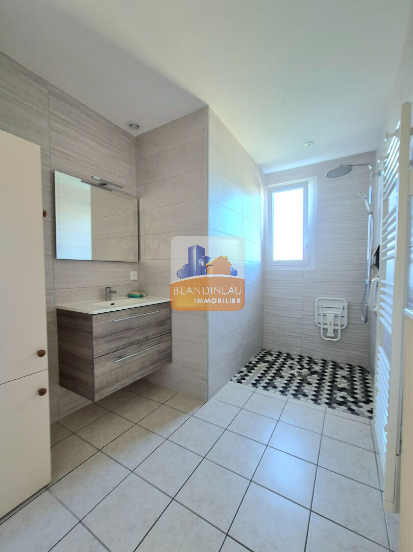 Image MAISON à BOUIN