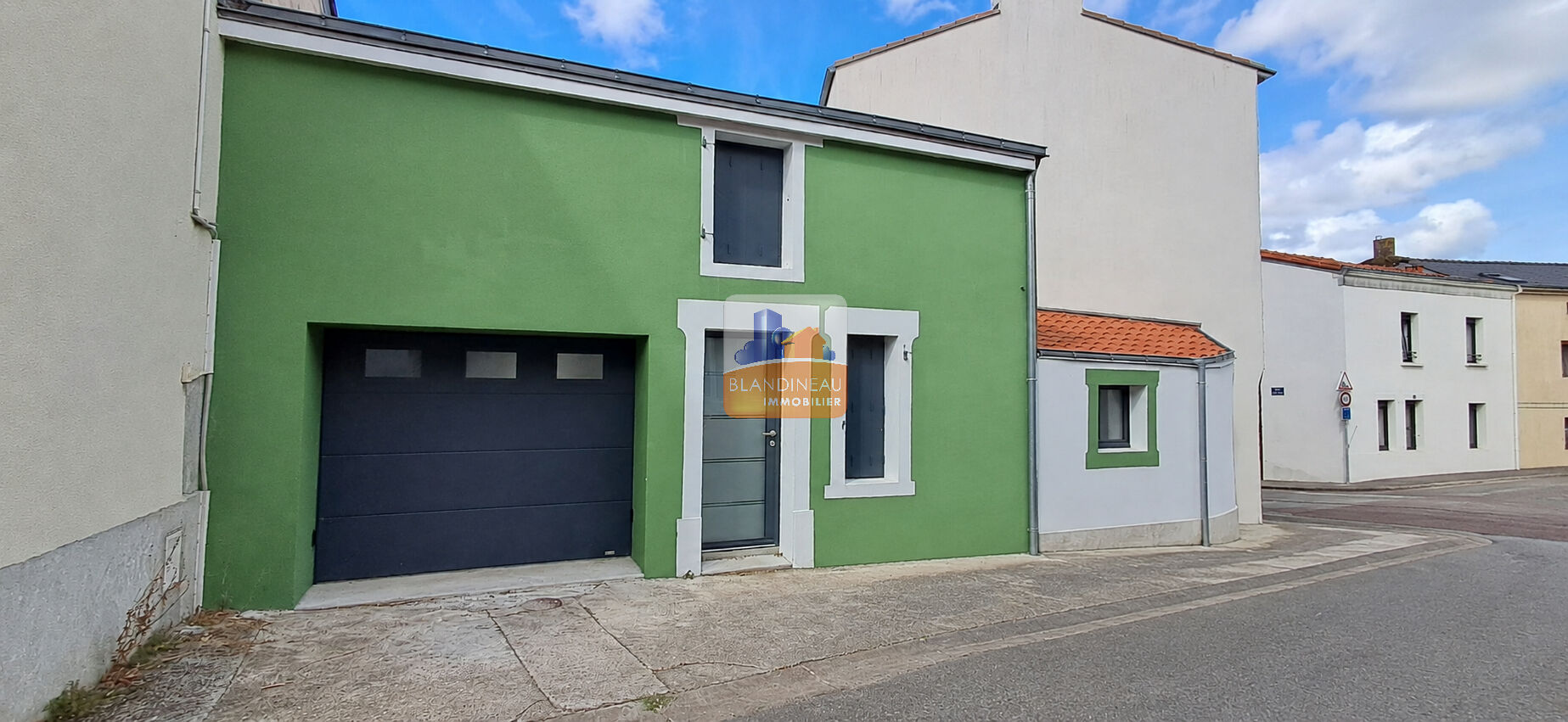 MAISON à ST JEAN DE BOISEAU